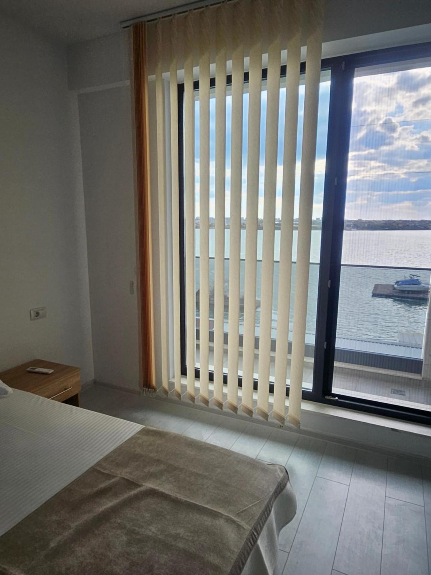 Solid Cazino Apartament